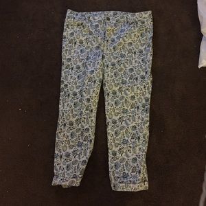 LOFT paisley print modern skinny crop Jean.