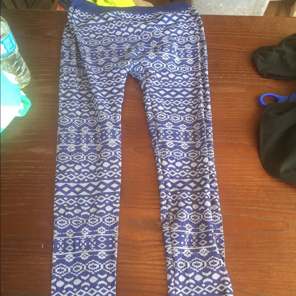 Size large blue leggings