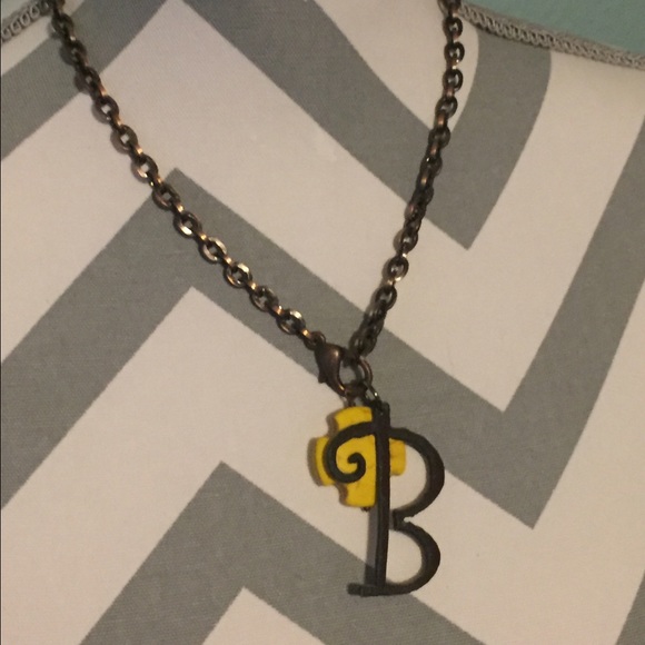 Bronze necklace with letter B - Picture 1 of 2