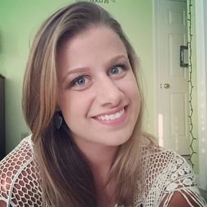 Meet your Posher, Rebekah