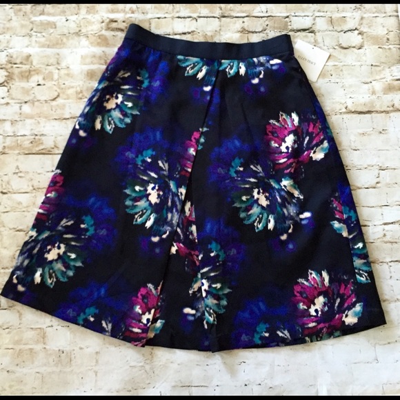 NET ELLEN TRACY Floral Skirt