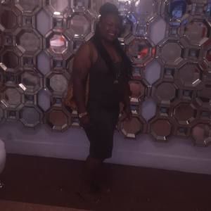 Meet your Posher, Sharron