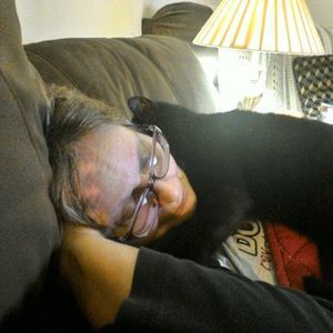 Meet your Posher, Flora