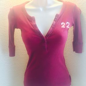 Half length sleeve tee from hollister size small