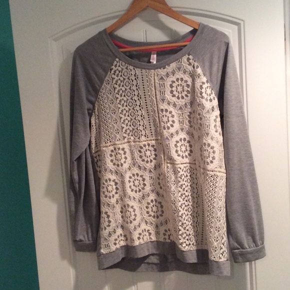 Lace sweatshirt