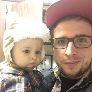 Meet your Posher, Christopher