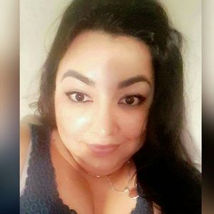 Meet your Posher, Eunice