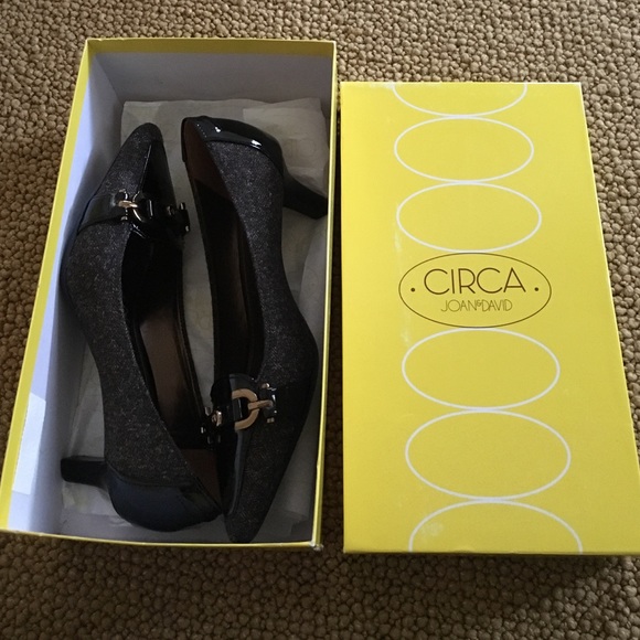 Shoes - Picture 4 of 4