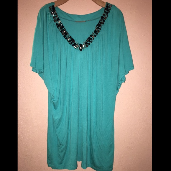 Avenue Lovely Top 18/20