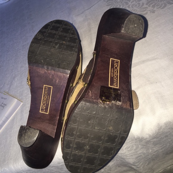 Liz Claborne Mules/Clogs - Picture 3 of 4