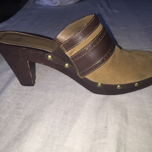Liz Claborne Mules/Clogs - Picture 4 of 4