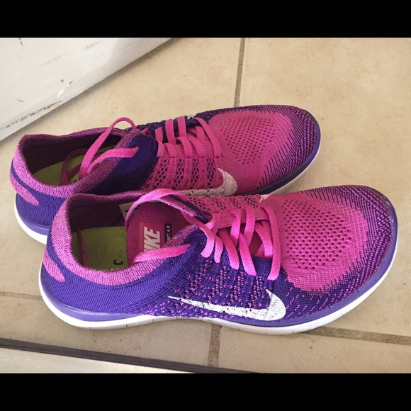 ❌SOLD❌ NIKE fly knit