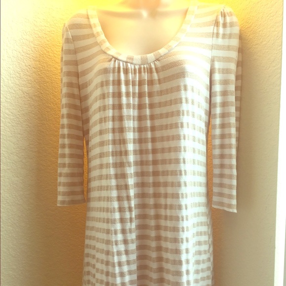 Log sleeve gold and white dress size medium
