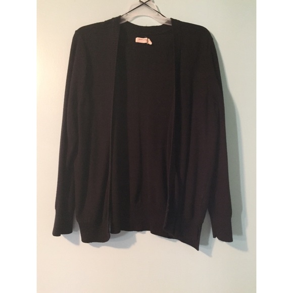 💥FLASH SALE💥 Black Cardigan