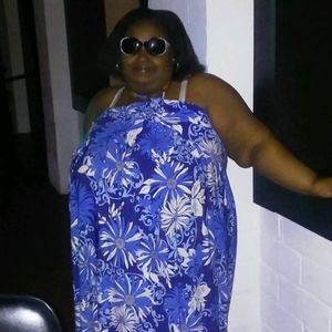 Meet your Posher, Dana