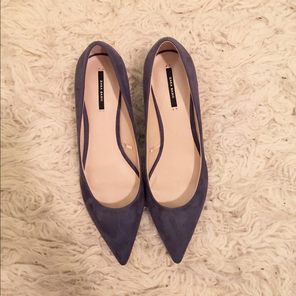 Zara Mid-Heel Shoes with Metallic Detail