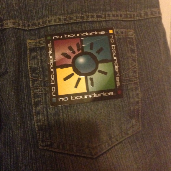 Jeans - Picture 3 of 4