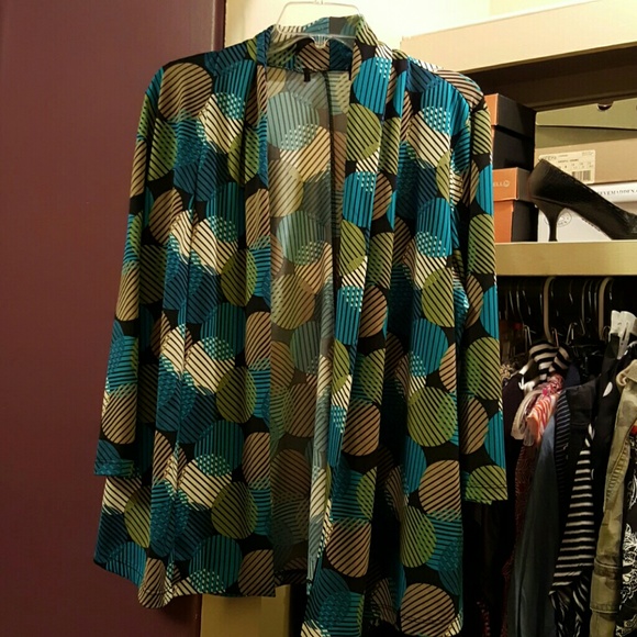 Open fly cardi