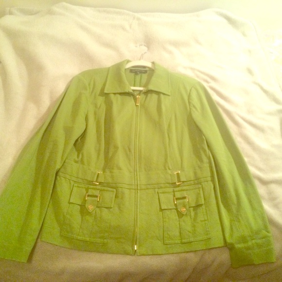 Lime green Jones New York stretch jacket