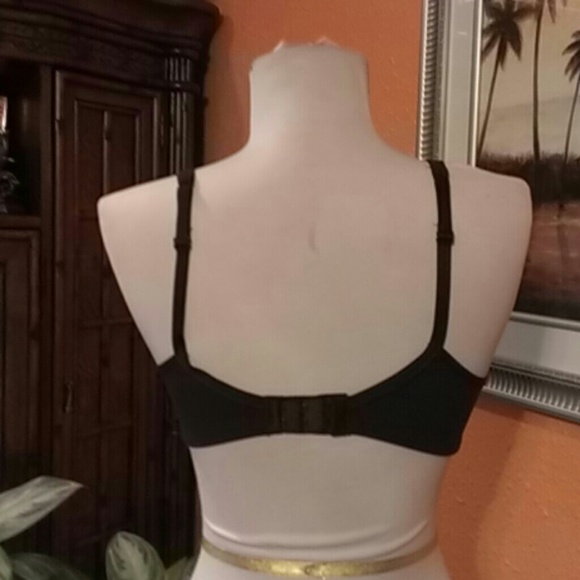 Cute Bra Hanes - Picture 2 of 4