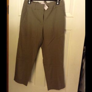 NWT Ann Taylor Cropped Pants