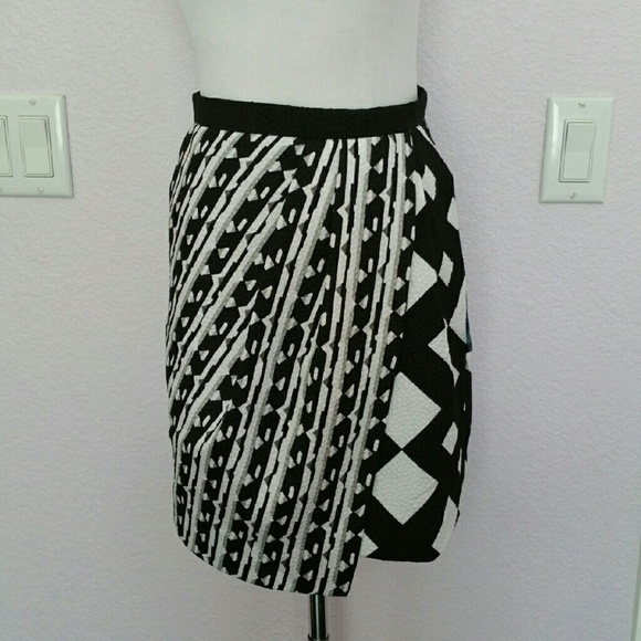 🎀BOGO FREE🎀 Peter Pilotto black and white skirt - Picture 1 of 5