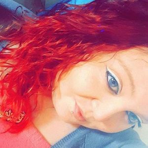 Meet your Posher, Courtney