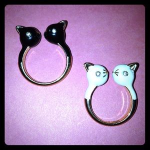 2 cat rings