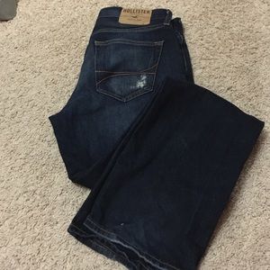 Hollister Men's 30 x 32 dark wash jeans