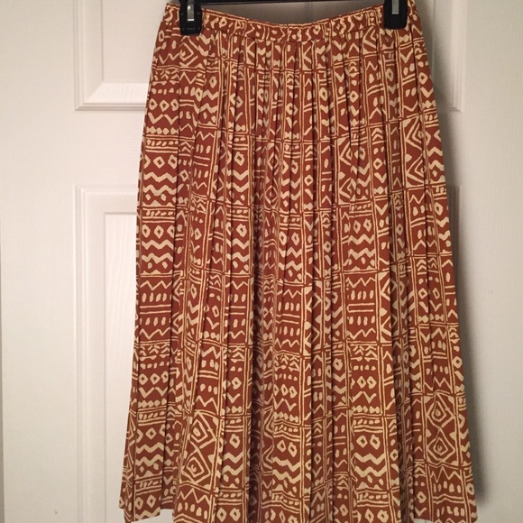 Vintage tribal print midi skirt Leslie Fay
