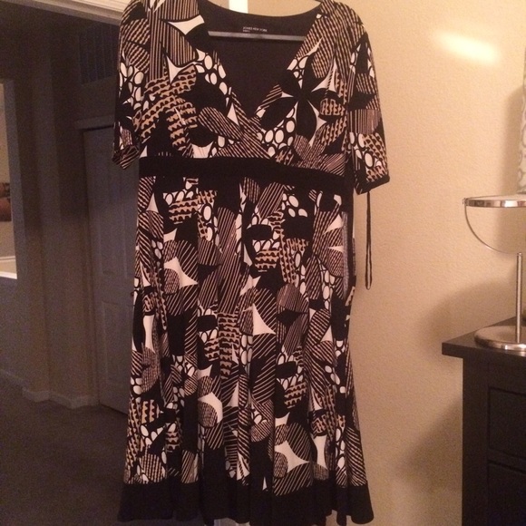 💸price cut 💸Jones New York short sleeve dress