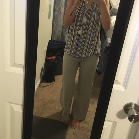 🌸SOLD🌸Beach Pants - Picture 3 of 4