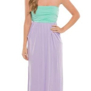 Strapless Maxi w pockets.