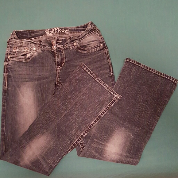 Dark wash stretch jeans