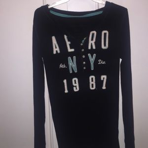 AERO NY black Henley