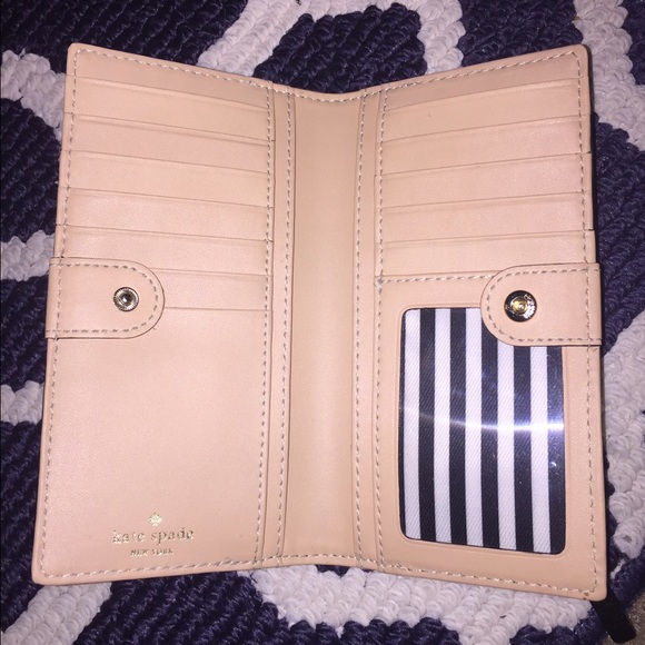 Sold - Picture 2 of 4