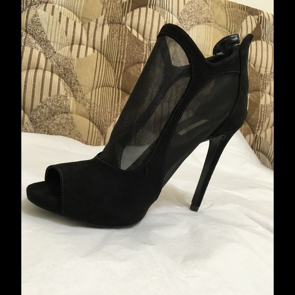 Guess Style Suede Heel - Picture 4 of 4