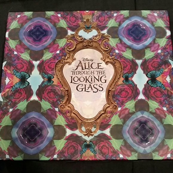 Urban Decay Alice Through The Looking Glass