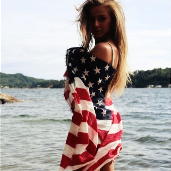 Boutique Other - 🎉LAST 1🎉 American Flag Scarf, Swim Cover-Up