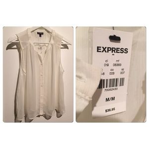 NWT EXPRESS top M
