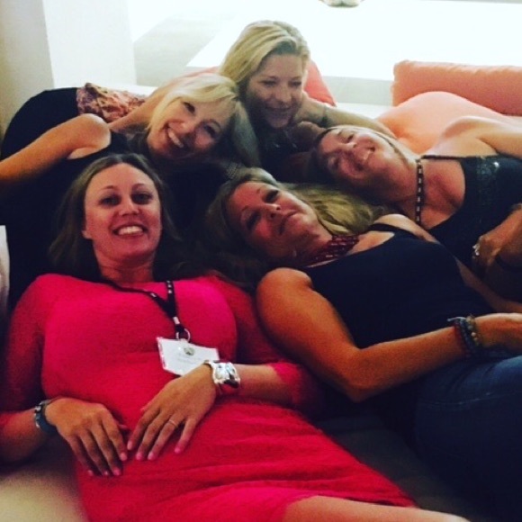 Meet your Posher, Kathryn!!!!! - Picture 3 of 3