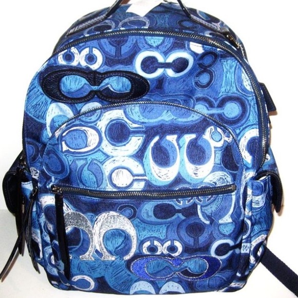 **Authentic*** COACH Poppy Denim print backpack💎