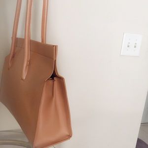 Stunning Lederer de Paris large handbag