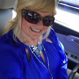 Meet your Posher, Cindy