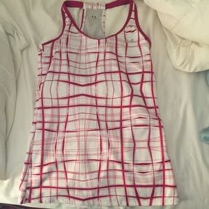 Under Armour White and Pink fitted XS tank top