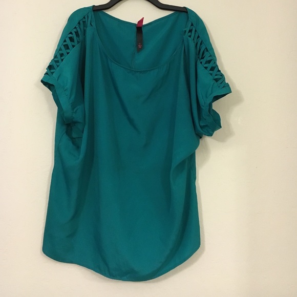 Pure Energy Blouse-1X