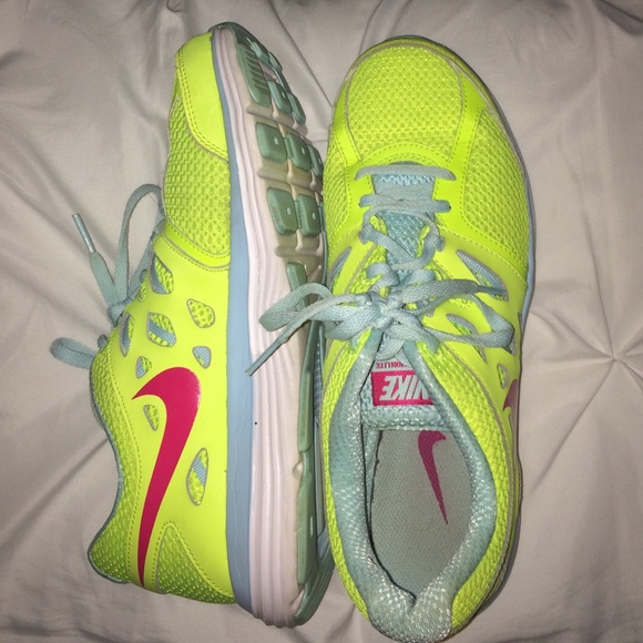 Neon Nike's!!!