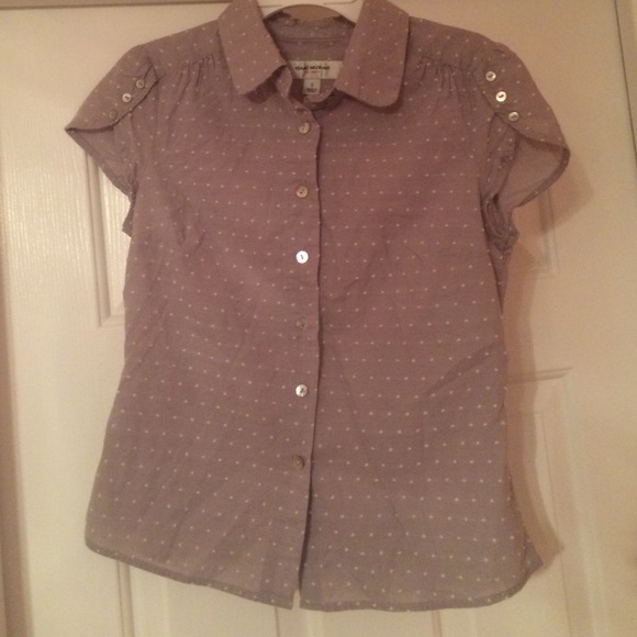 Button down - Picture 1 of 2