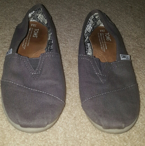 Toms