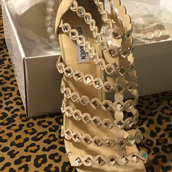 Shining Blush colored Strappy heels - Picture 2 of 4